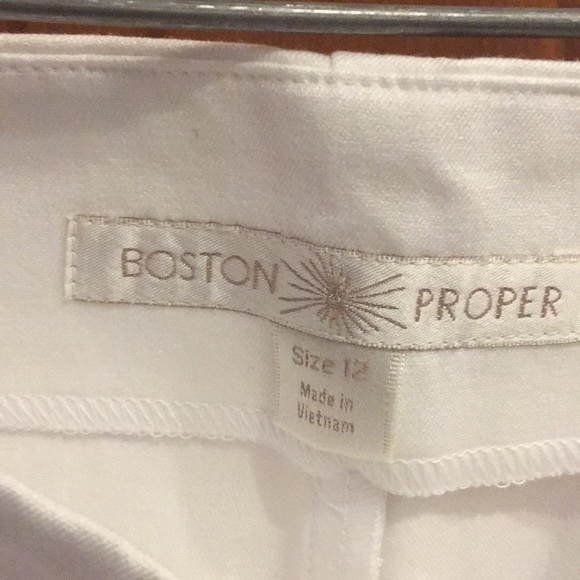 Boston Proper White Capri pants - Picture 4 of 5